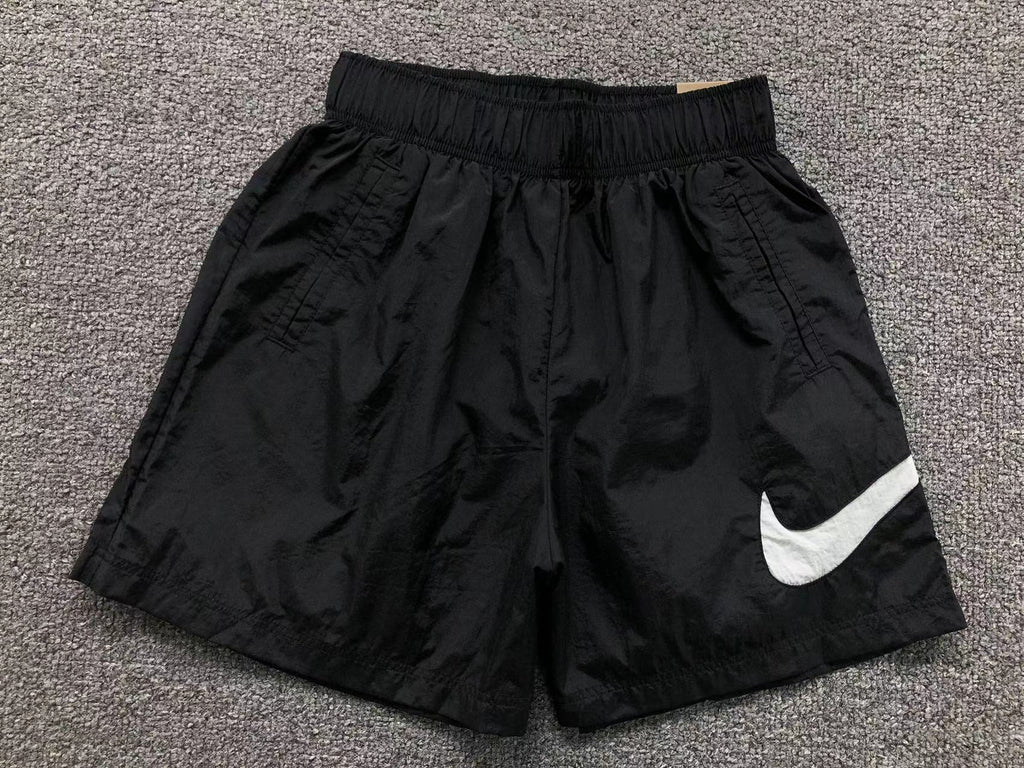 SHORTS NIKE BASICO